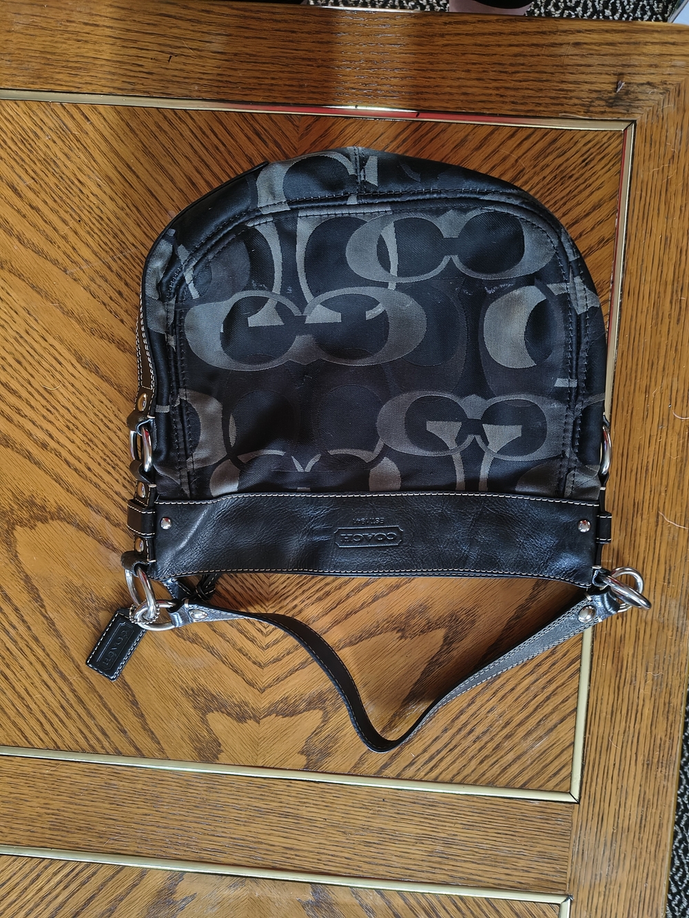 Coach Men’s Black Signature Crossbody Bag